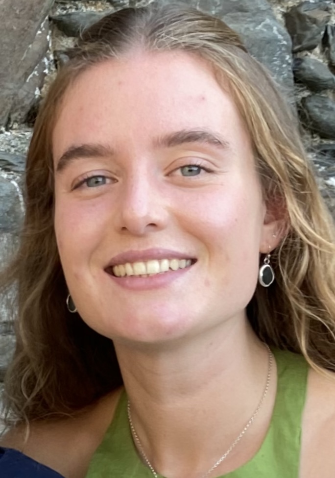 User Amelie profile image