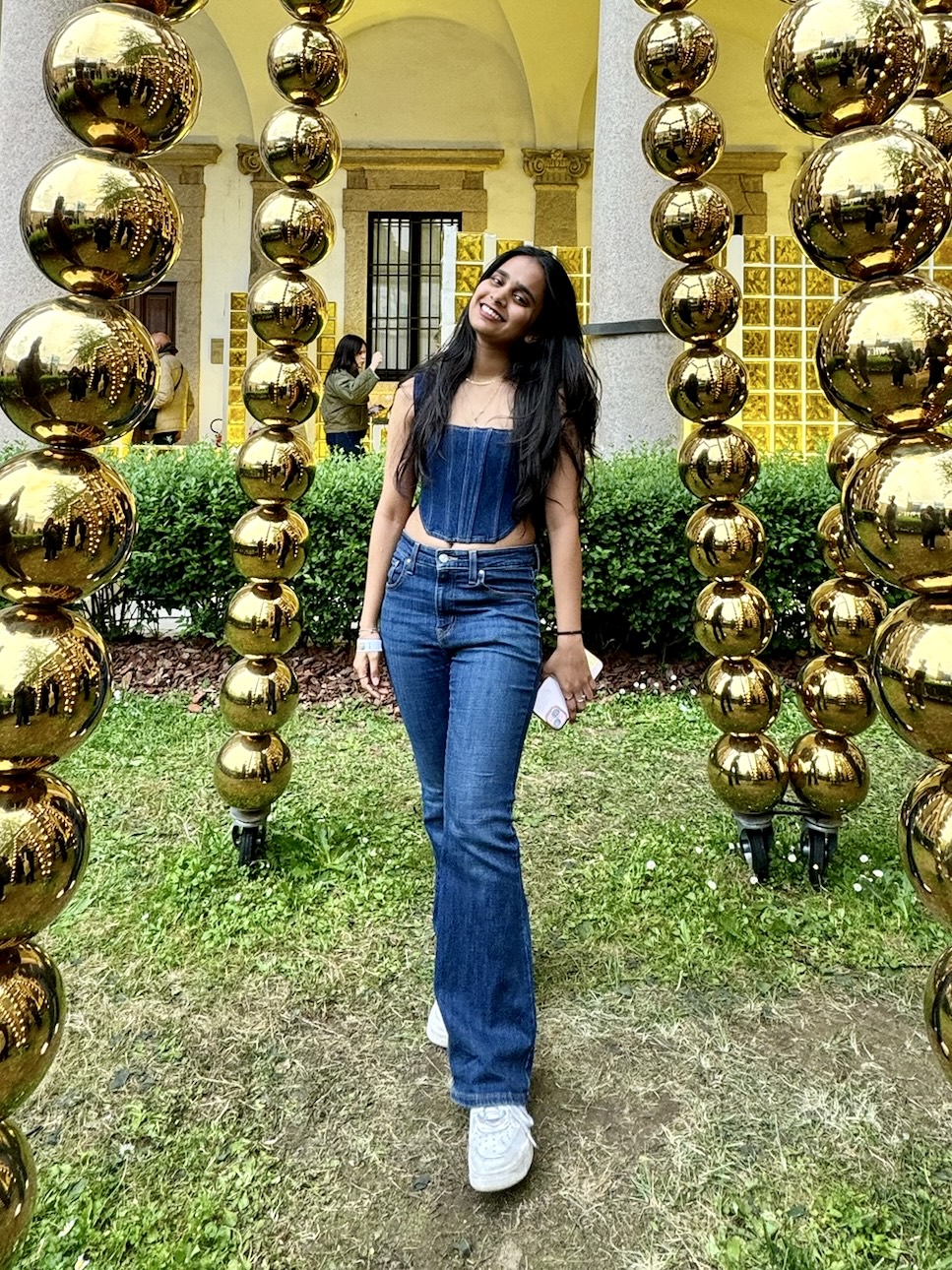 User Ashna profile image