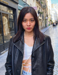 User Nicole profile image