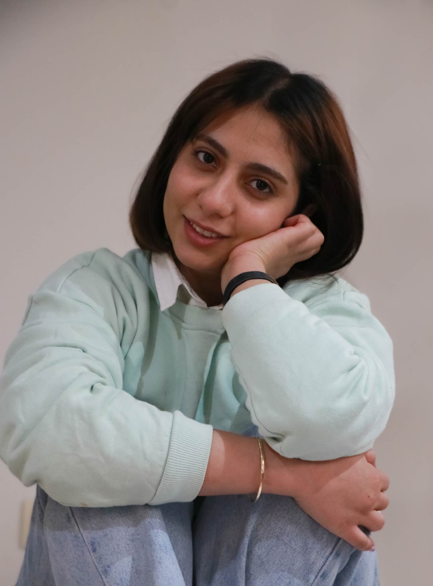 User Mobina profile image