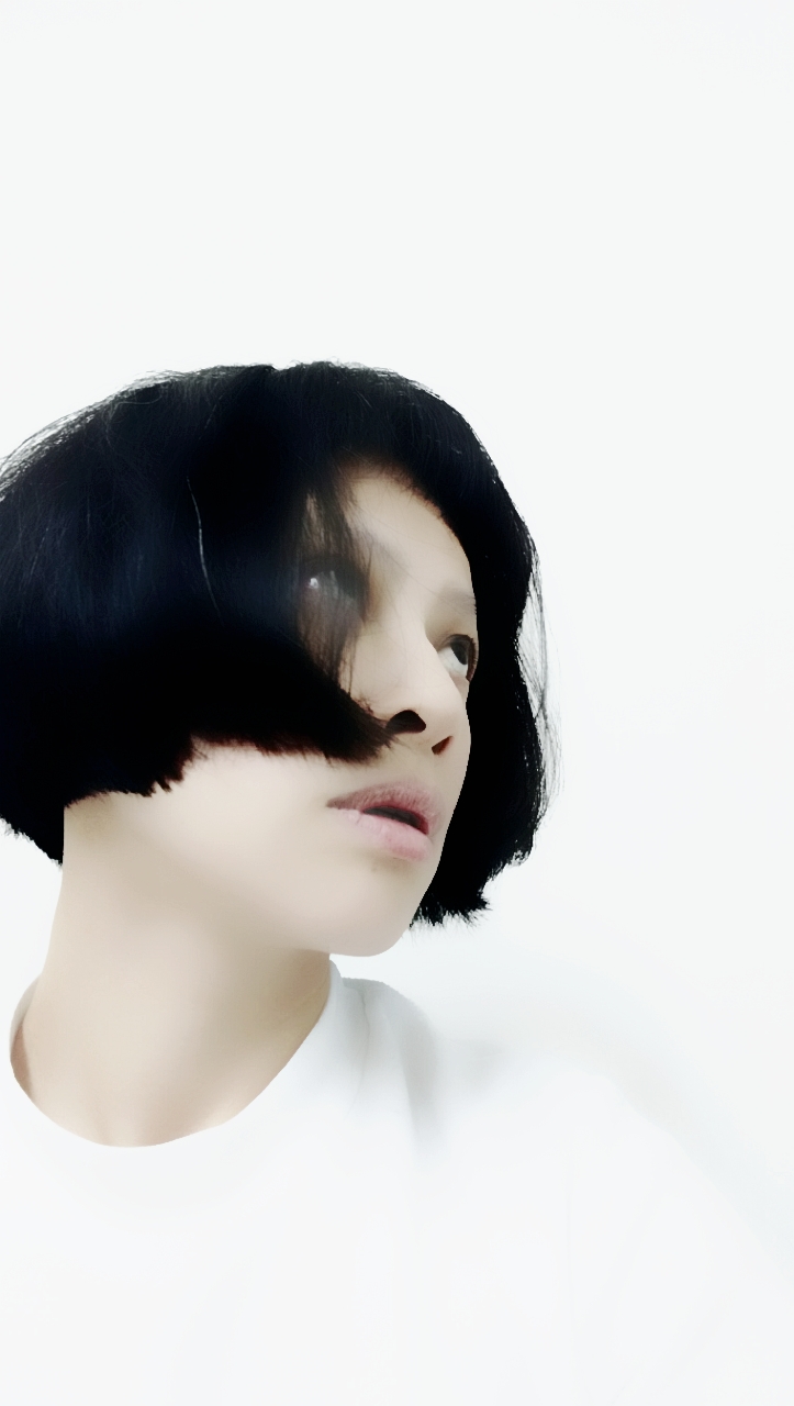 User YA-LAN profile image