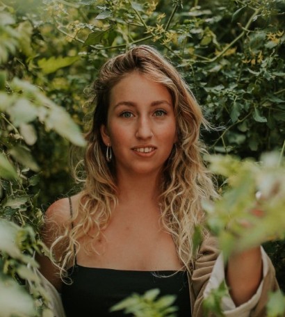 User Gaya profile image