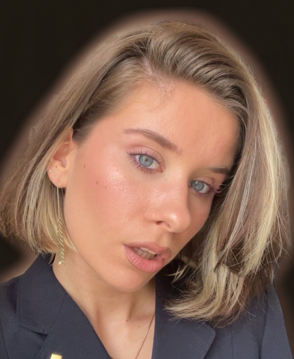 User Lara profile image