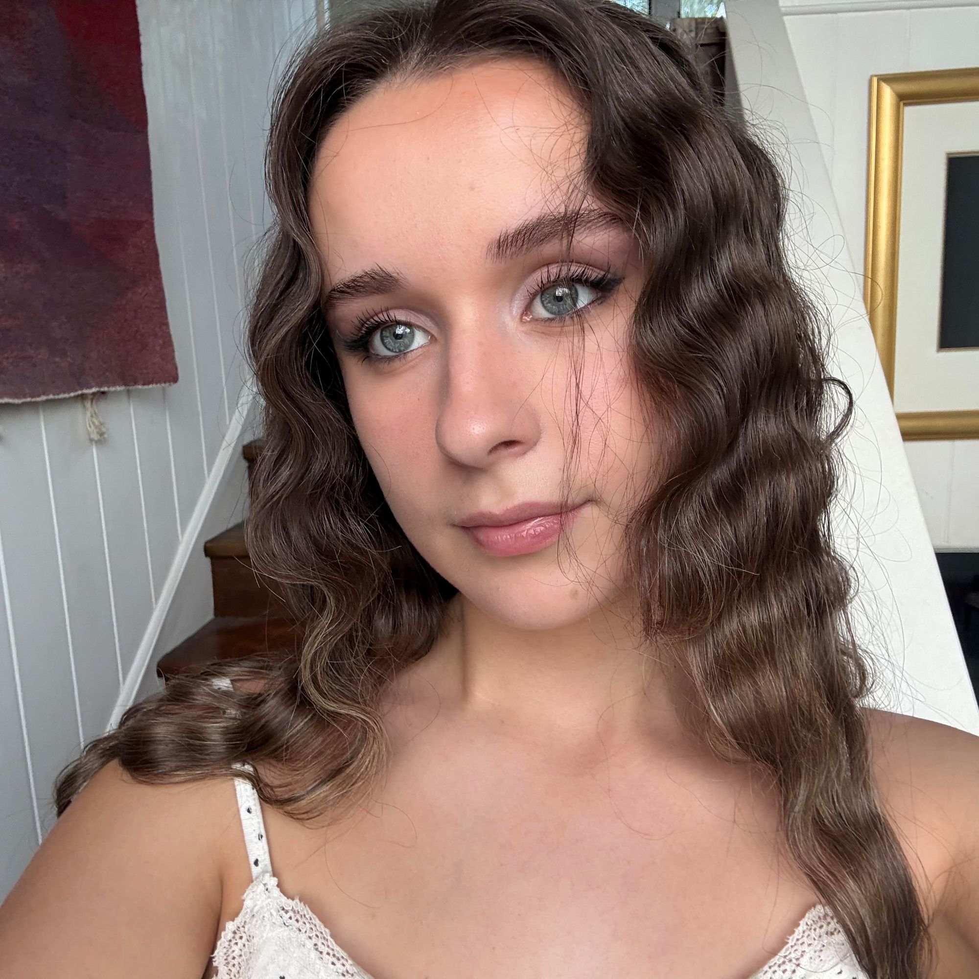 User Lili profile image