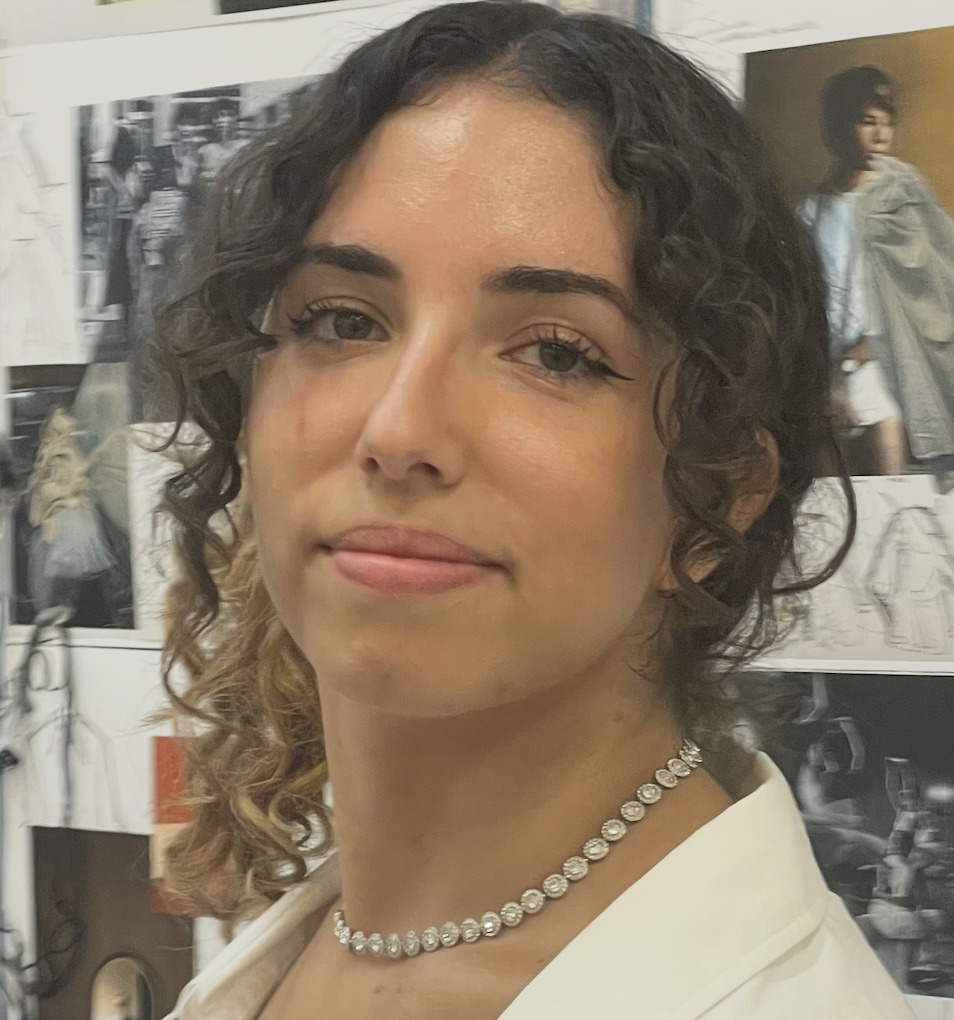 User Silvia profile image