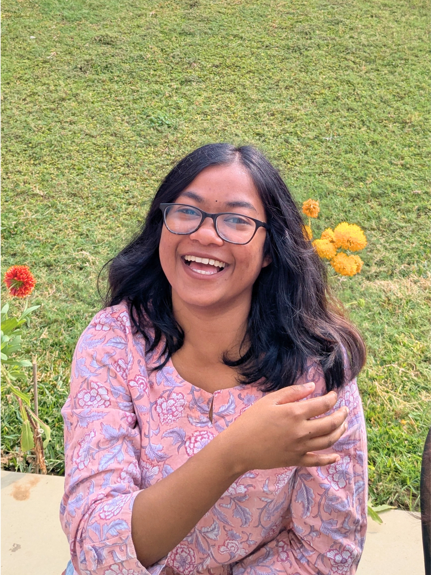 User surekha profile image