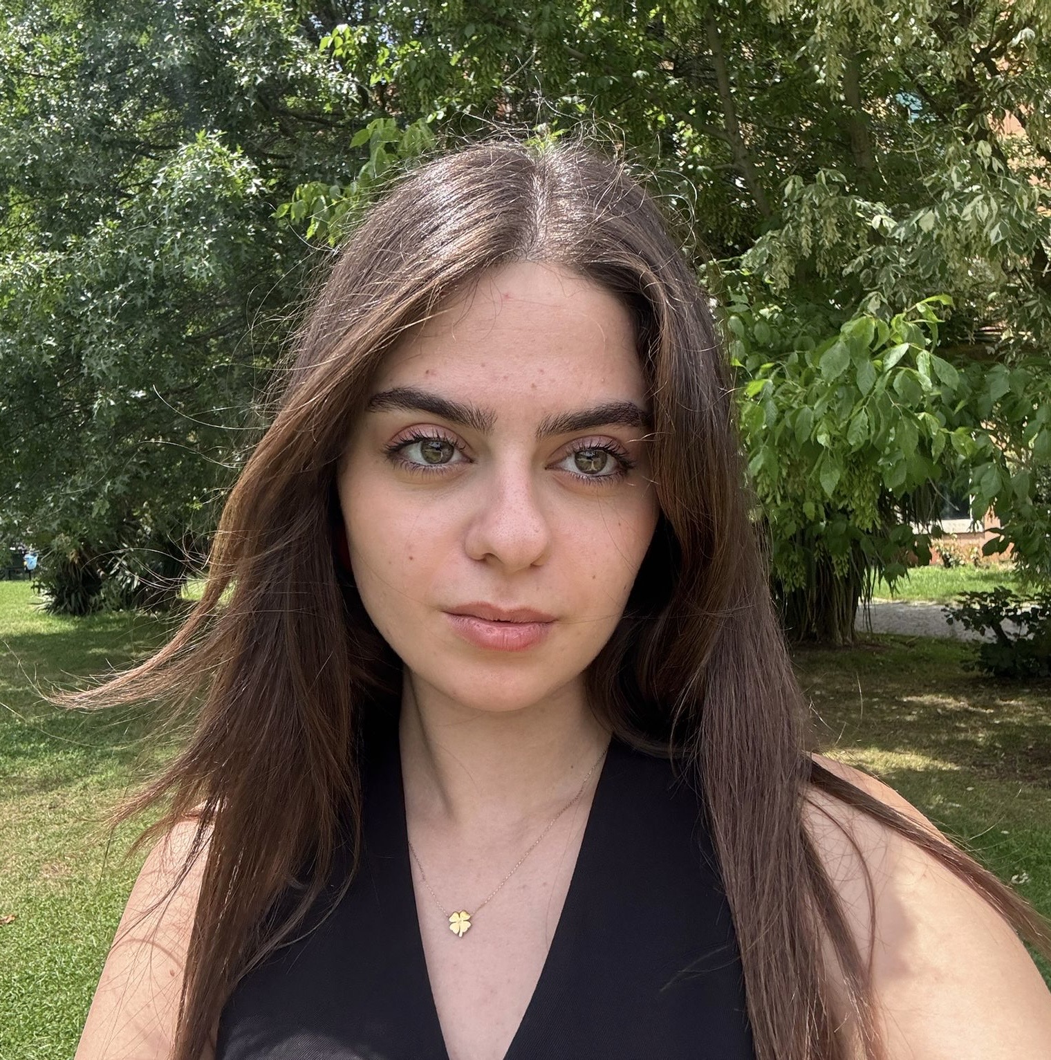 User Derin Su profile image